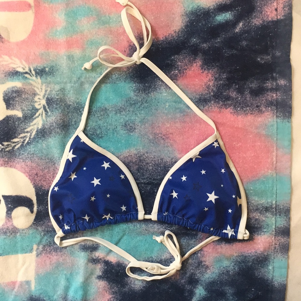 Bikini - Picture 5 of 8